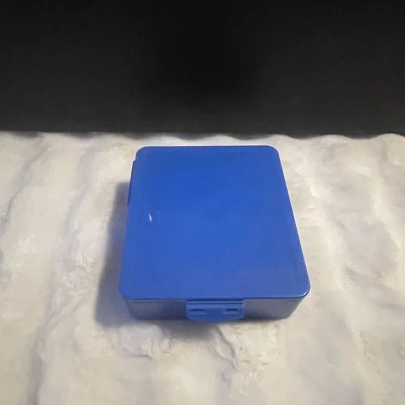 Pottery Barn Kids (PBK) All-in-One Bento Boxes - Picture 8 of 12